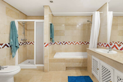 ae2245c6aaa778038d8a5a8bba6b36d1 - 13