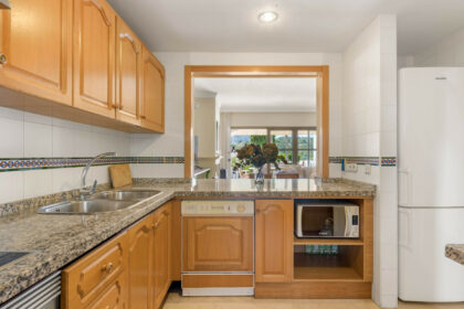 ae2245c6aaa778038d8a5a8bba6b36d1 - 8