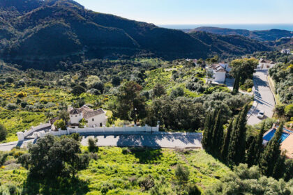 b40d990d6c1f2f094c6c5f76619a28f4 - 7