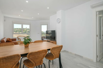 b9db3df2b5740184284d754974134a15 - 11