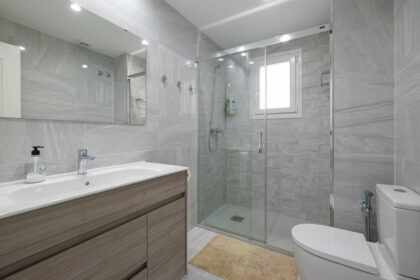 b9db3df2b5740184284d754974134a15 - 9