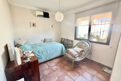 bb8f6e5e5244b712b538aba86eb2d25c - 11