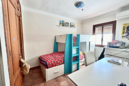 bb8f6e5e5244b712b538aba86eb2d25c - 14