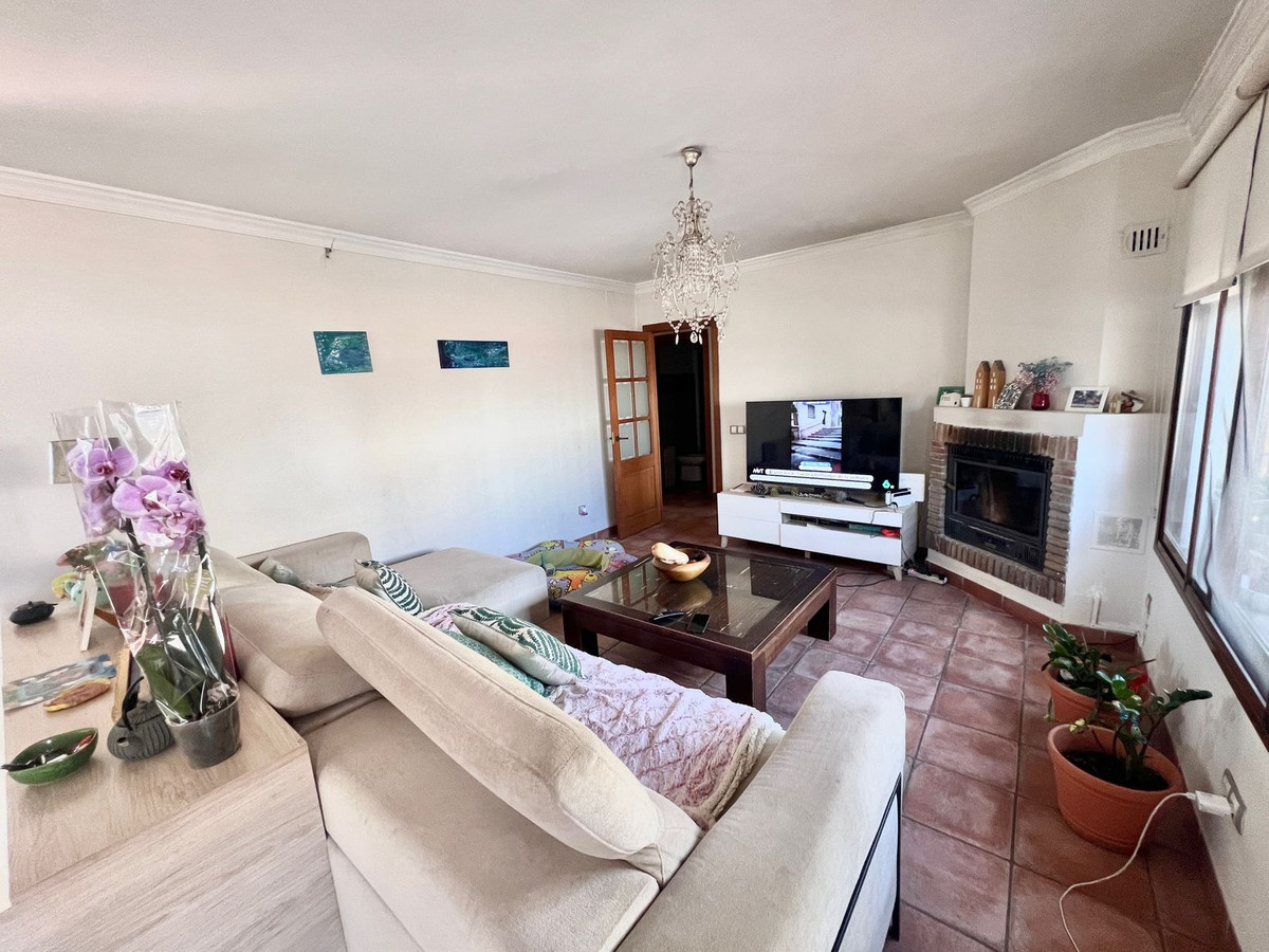 bb8f6e5e5244b712b538aba86eb2d25c - 3