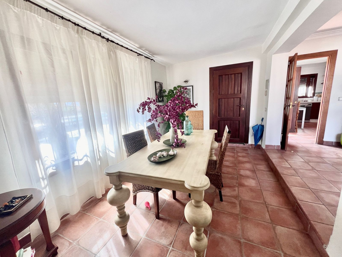 bb8f6e5e5244b712b538aba86eb2d25c - 6