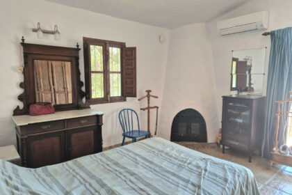 c2bf521605ec2eee44d5cf74aaad3167 - 16