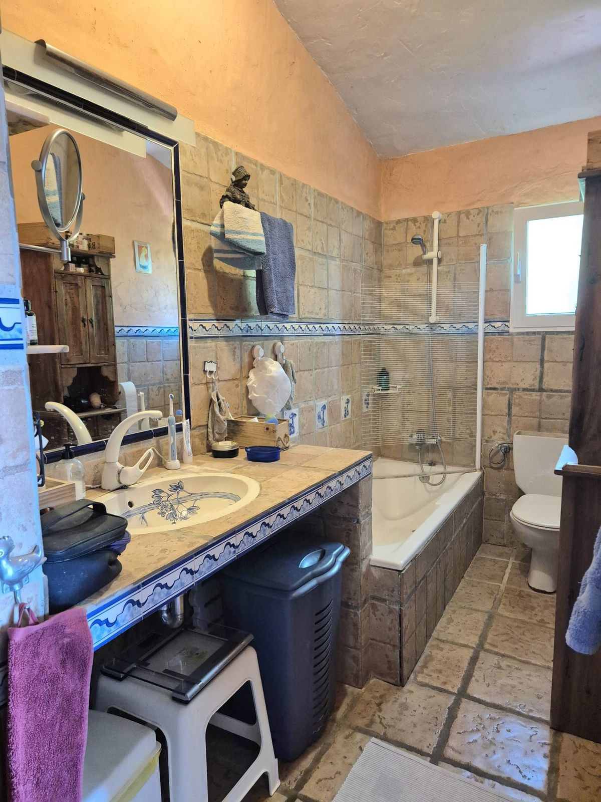 c2bf521605ec2eee44d5cf74aaad3167 - 17