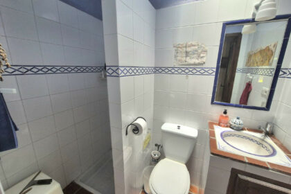 c2bf521605ec2eee44d5cf74aaad3167 - 18