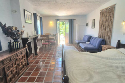 c2bf521605ec2eee44d5cf74aaad3167 - 25