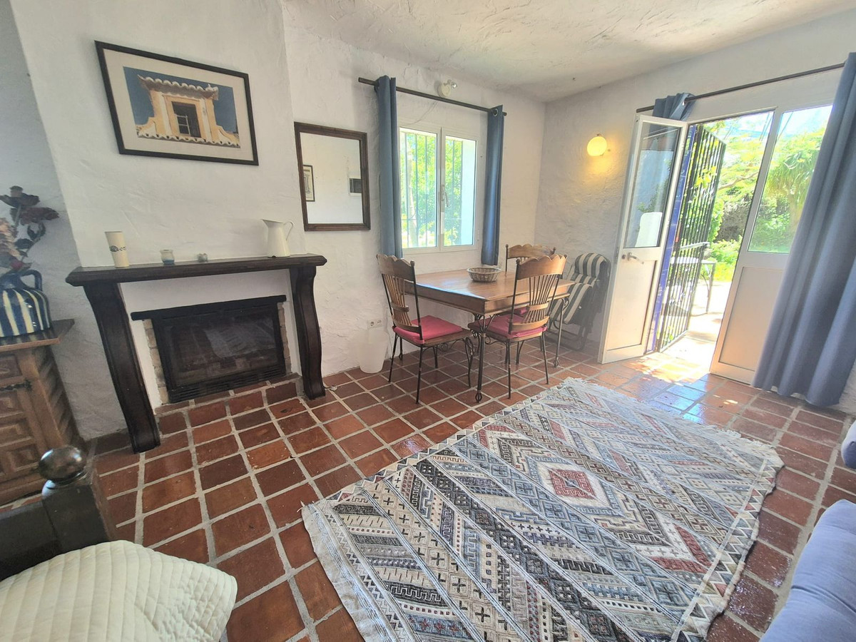 c2bf521605ec2eee44d5cf74aaad3167 - 26