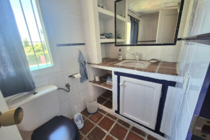 c2bf521605ec2eee44d5cf74aaad3167 - 28