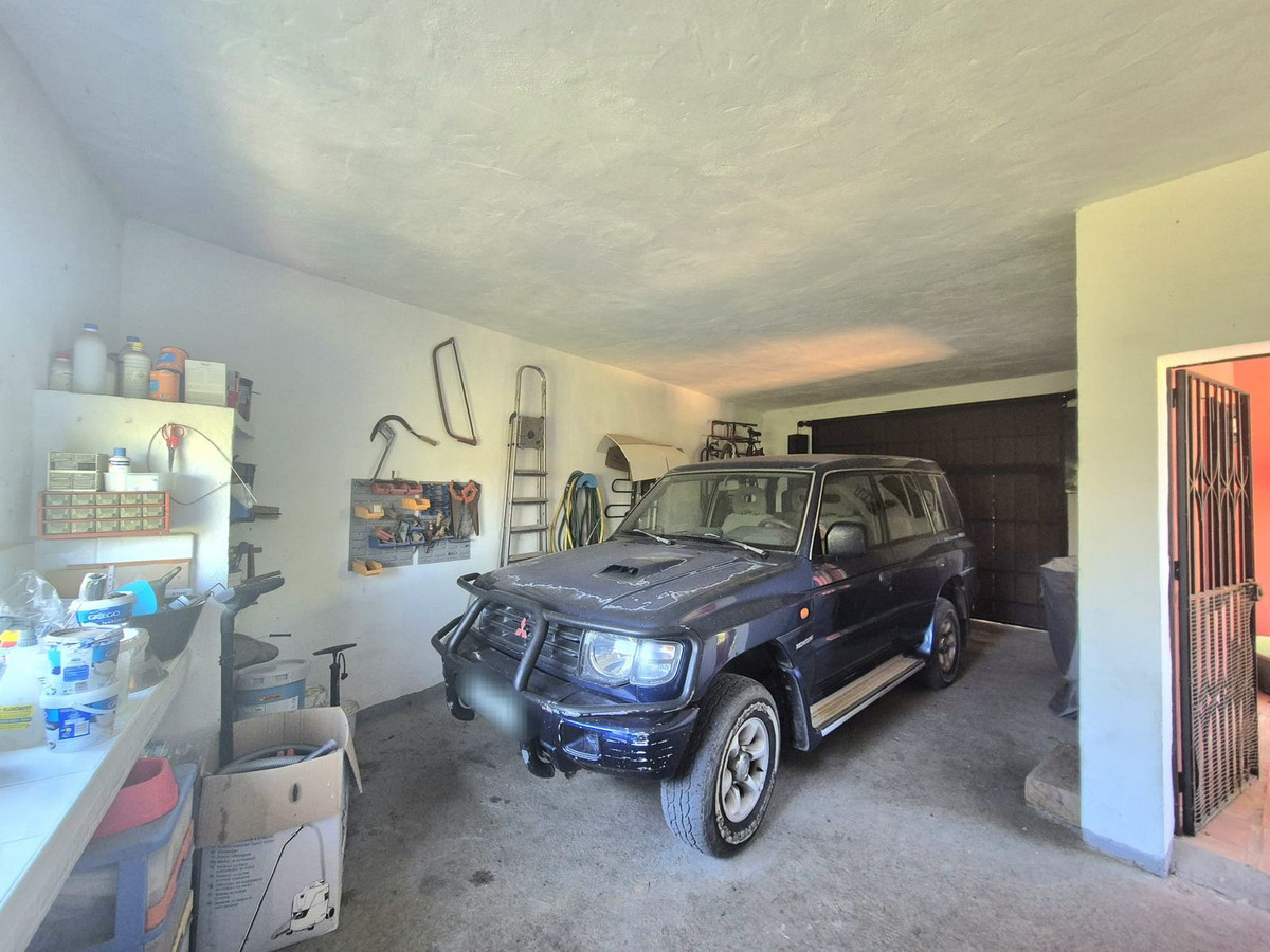 c2bf521605ec2eee44d5cf74aaad3167 - 3