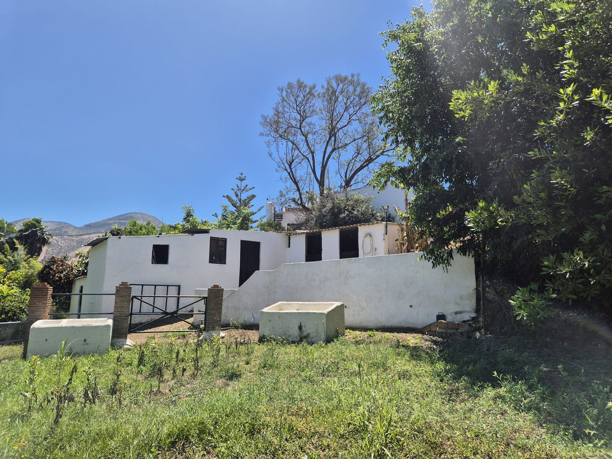 c2bf521605ec2eee44d5cf74aaad3167 - 34