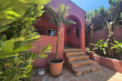 c2bf521605ec2eee44d5cf74aaad3167 - 38