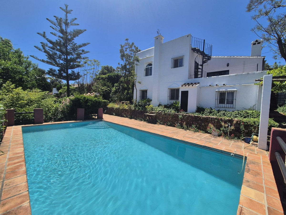 c2bf521605ec2eee44d5cf74aaad3167 - 41