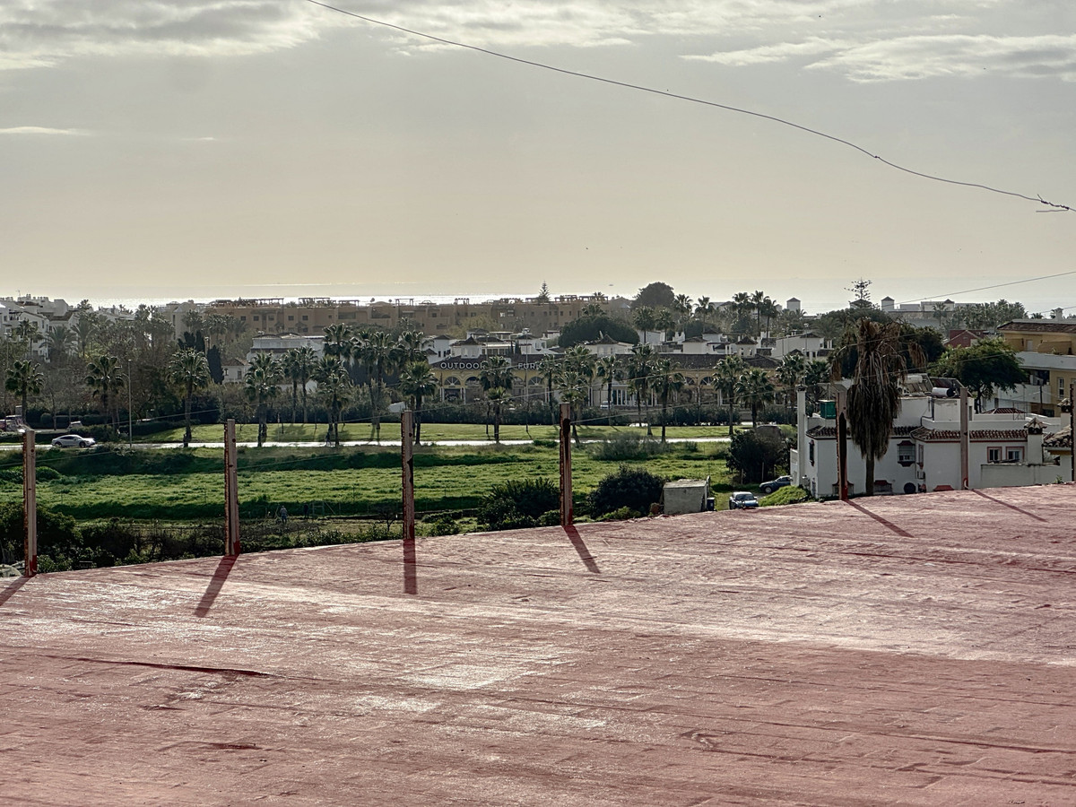 cae7cfe6394fc2ac5cda02979fac79a7 - 10