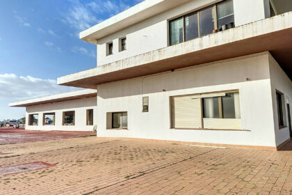 cae7cfe6394fc2ac5cda02979fac79a7 - 11