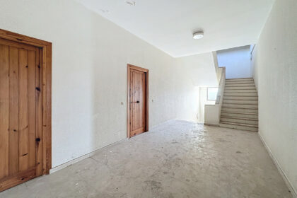 cae7cfe6394fc2ac5cda02979fac79a7 - 13