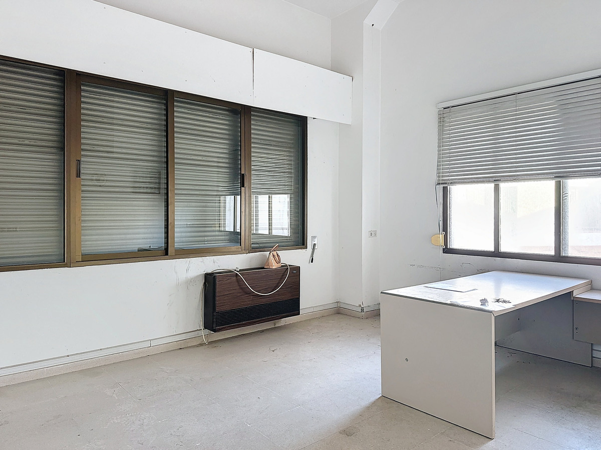 cae7cfe6394fc2ac5cda02979fac79a7 - 14