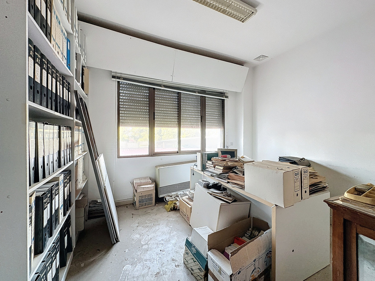 cae7cfe6394fc2ac5cda02979fac79a7 - 17