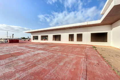 cae7cfe6394fc2ac5cda02979fac79a7 - 28