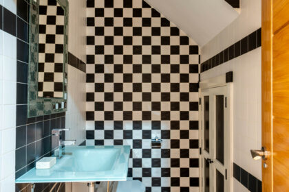 cc9d54f1560e597b42283b00e1404029 - 11