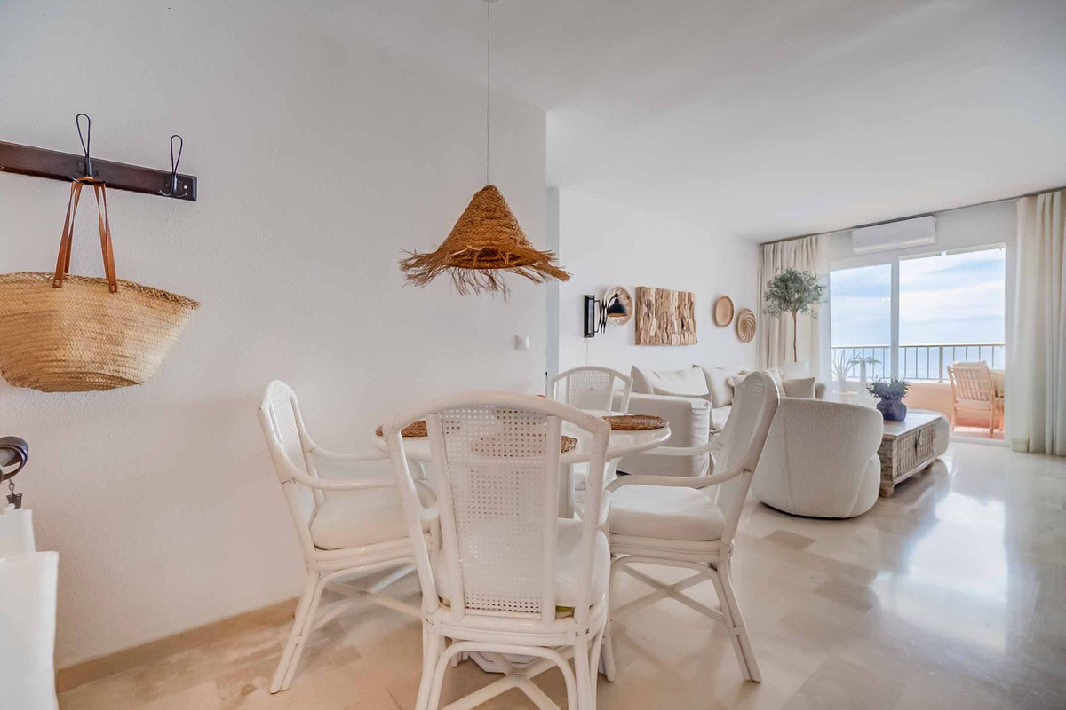 d2abe34c92cf0b94c308a817513a6e0b - 10