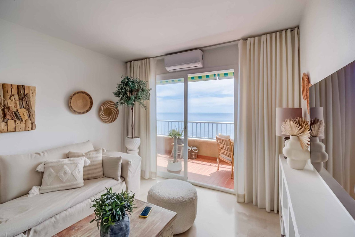 d2abe34c92cf0b94c308a817513a6e0b - 2