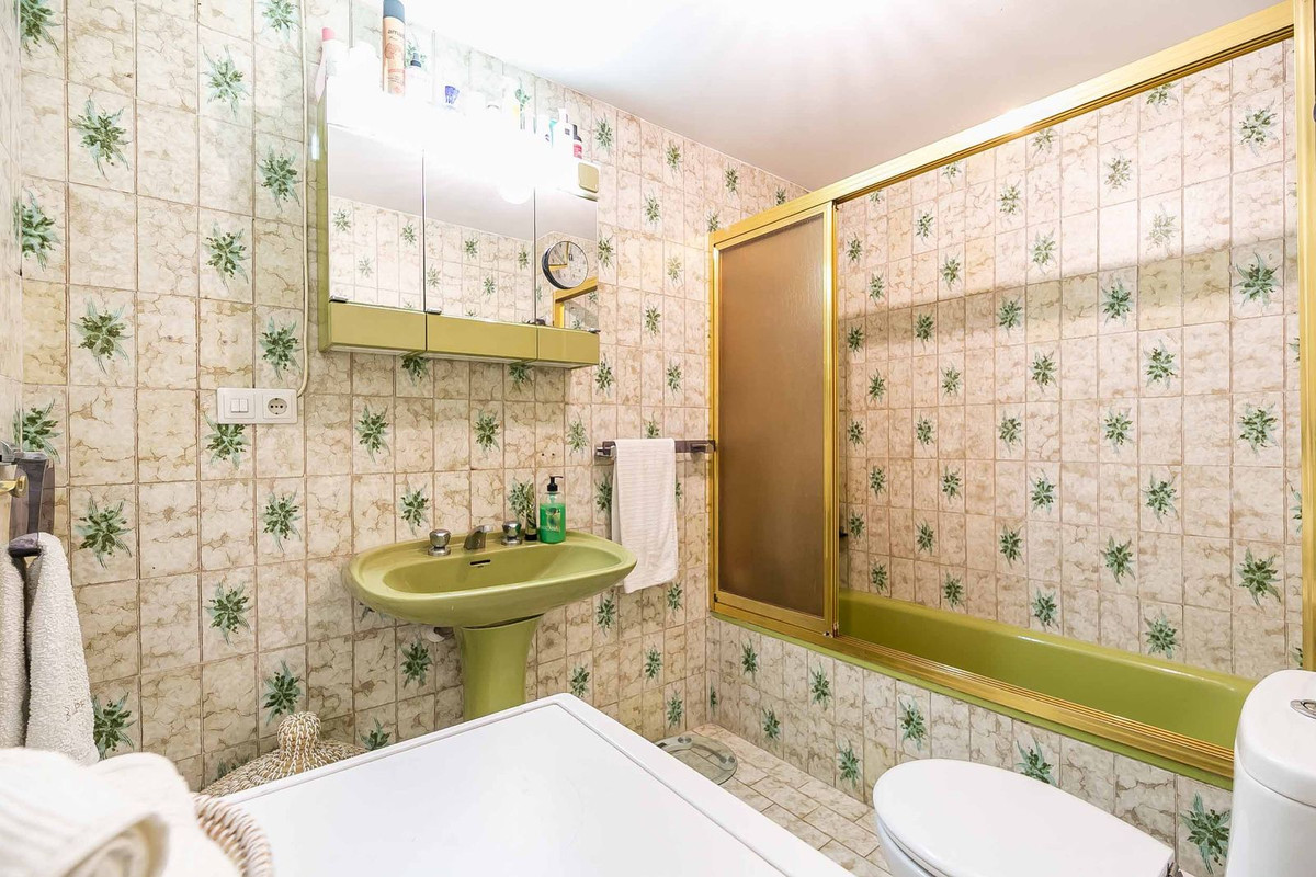 d2abe34c92cf0b94c308a817513a6e0b - 27