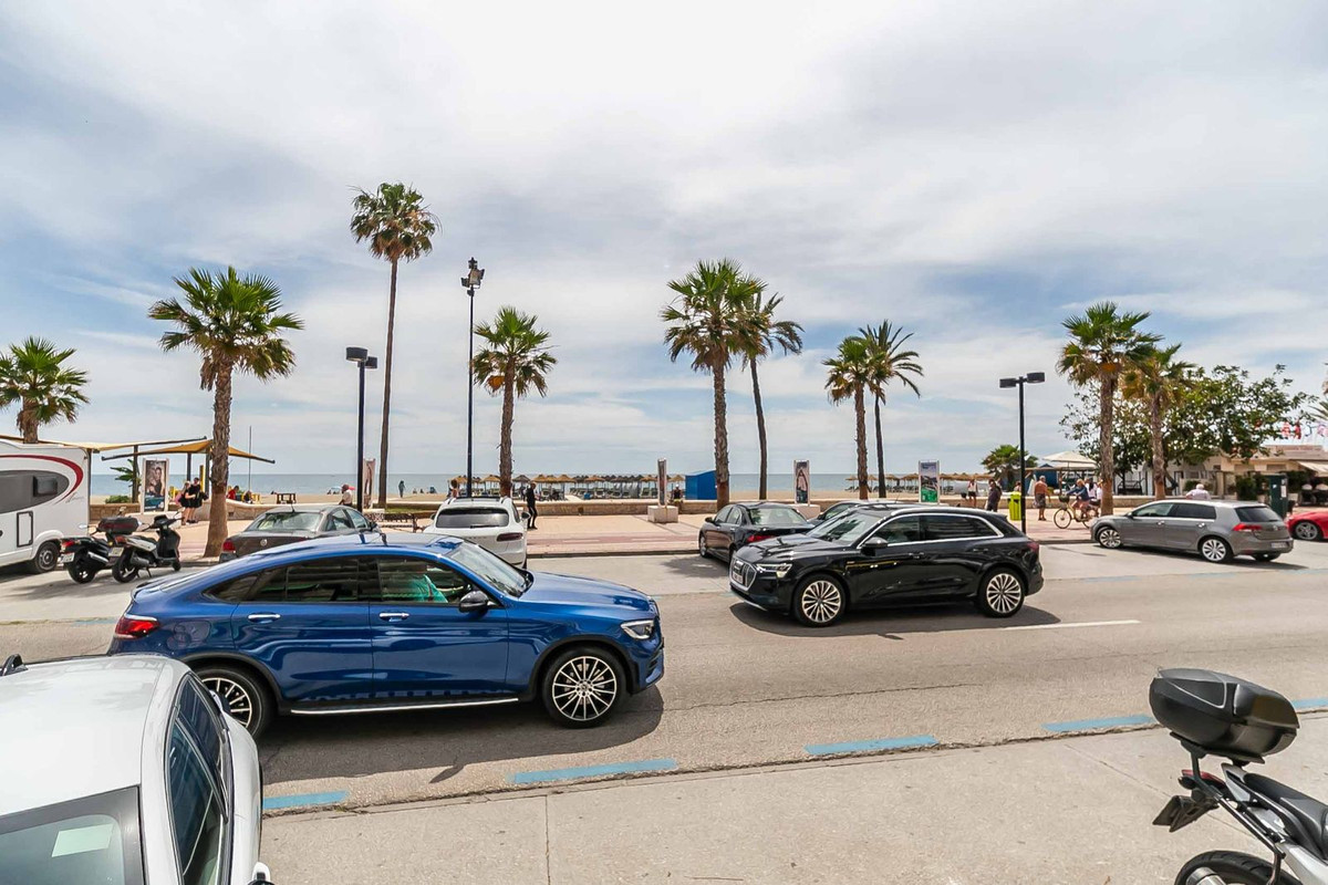 d2abe34c92cf0b94c308a817513a6e0b - 50