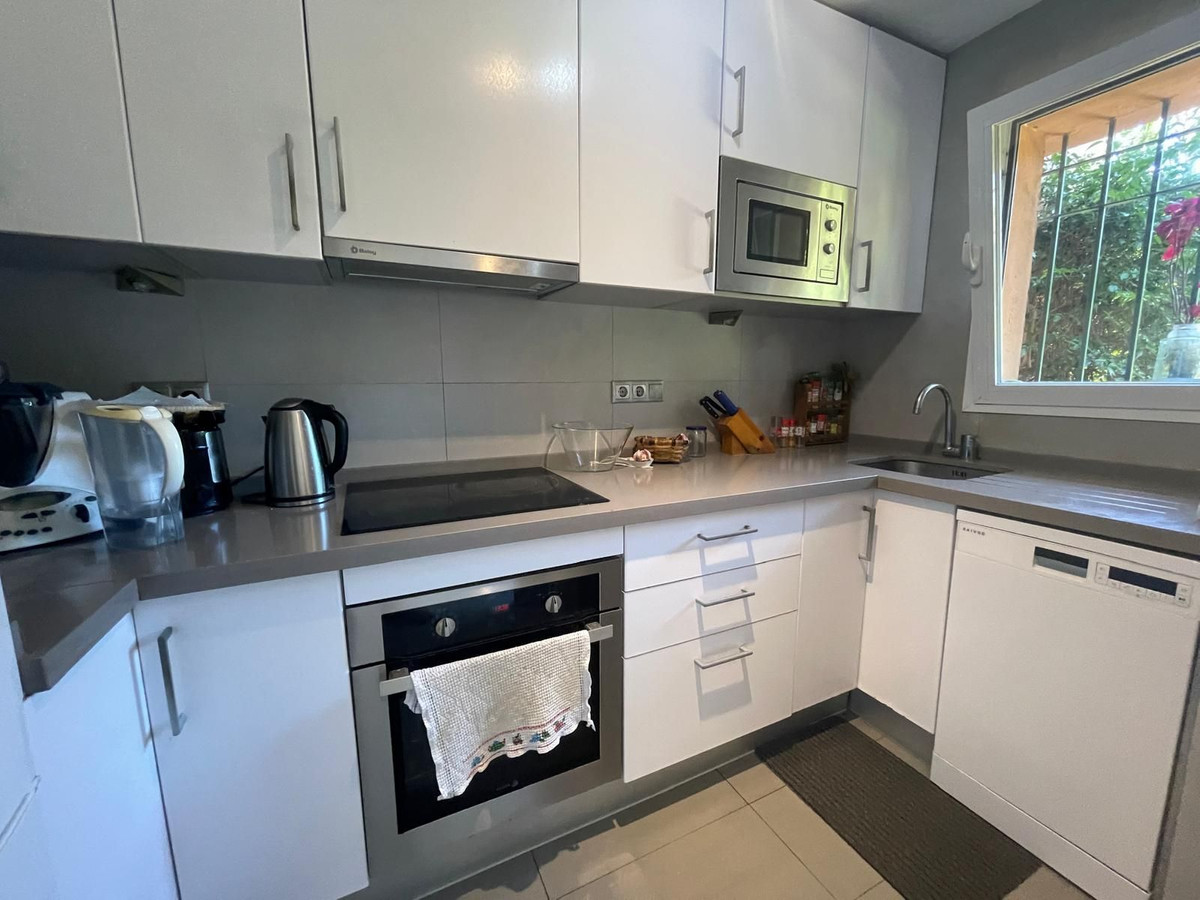 d2cbee31f981ff4113199acf73e89b62 - 29