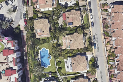 e140df242df25833d8fde15aeb560150 - 31