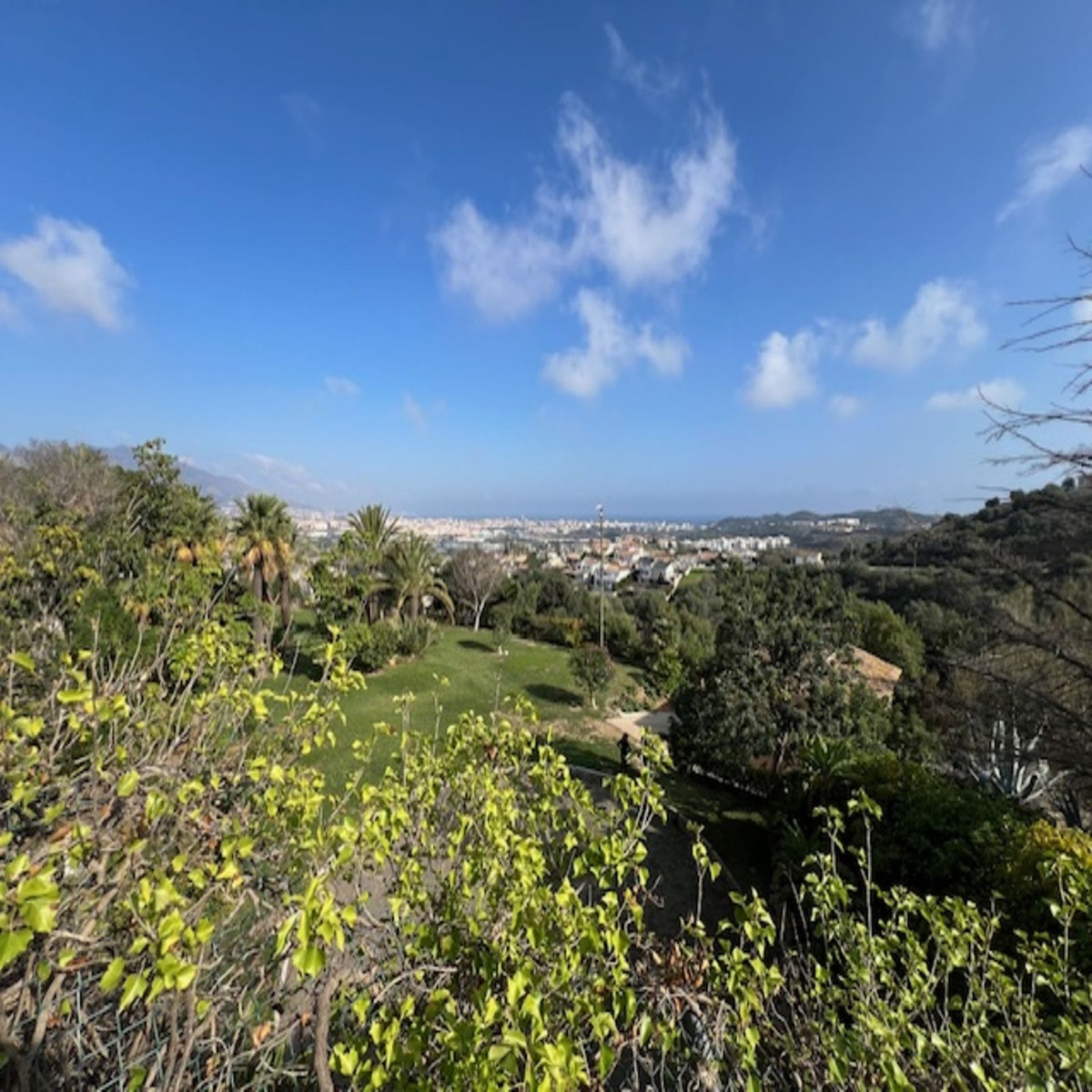 e6ff1548460ff26e77303637050b1d16 - 4