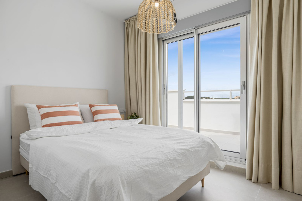 efb9623e201b775d6a97696d4dd117aa - 12