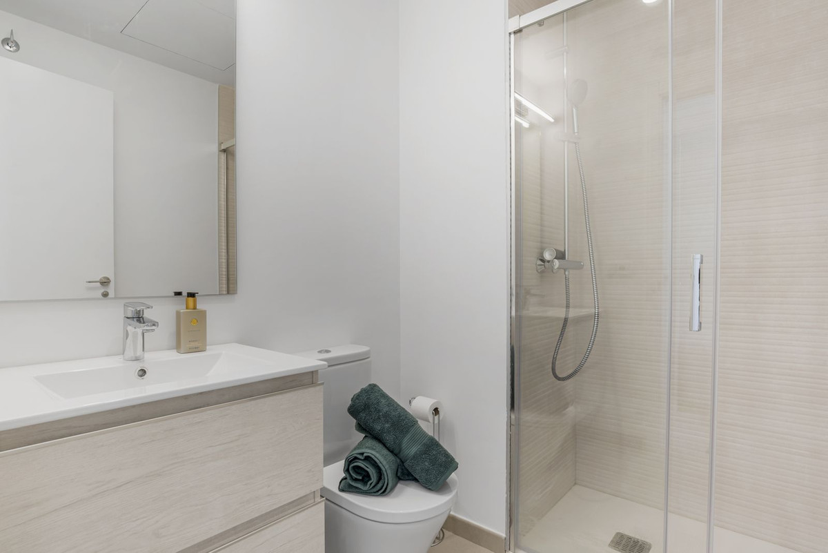 efb9623e201b775d6a97696d4dd117aa - 16