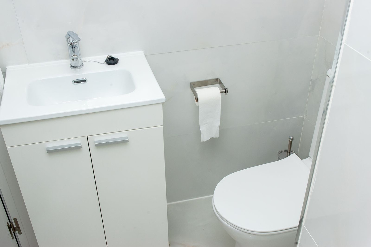 f77d9bc7157200e5975355fed1edd4e4 - 25