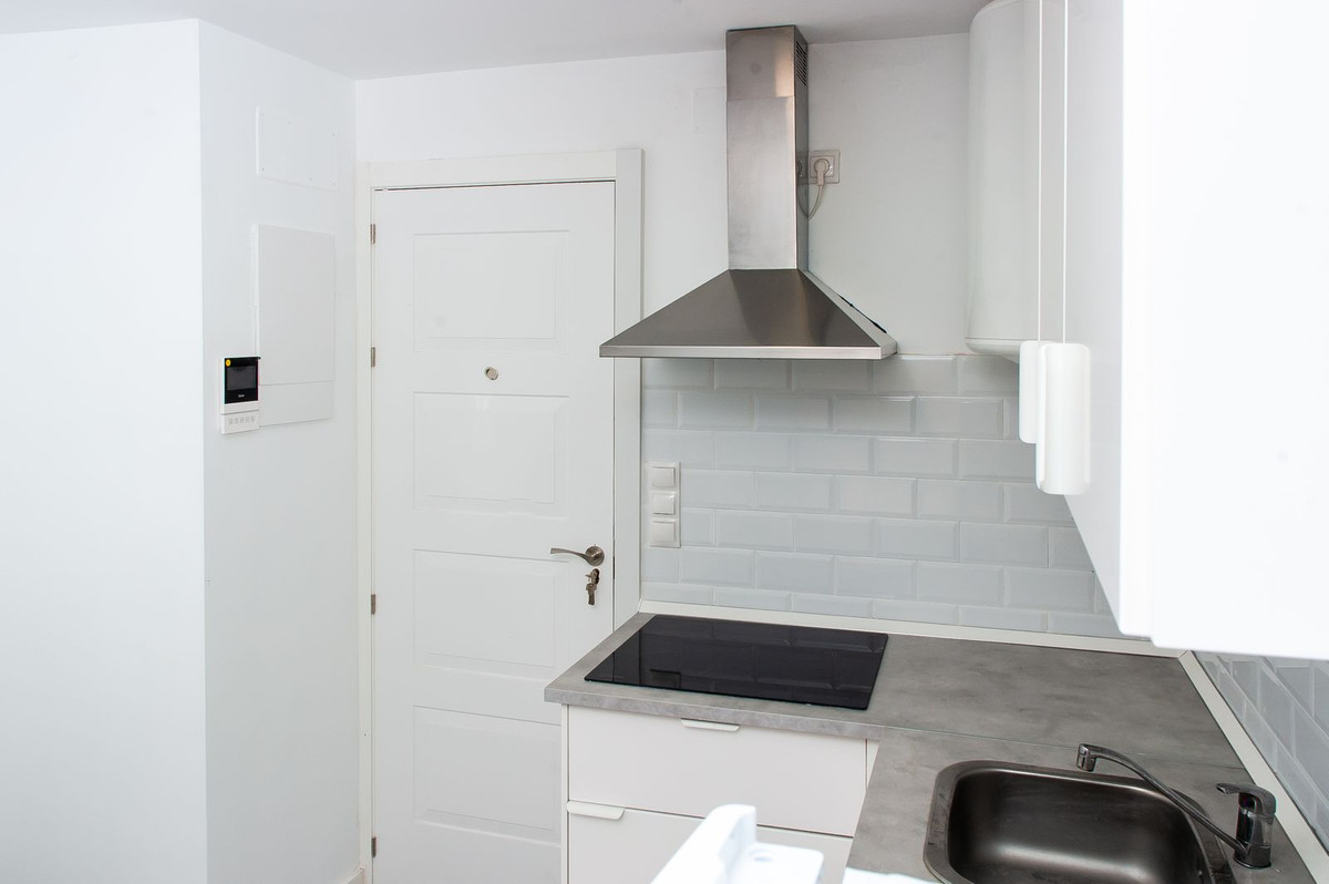 f77d9bc7157200e5975355fed1edd4e4 - 8