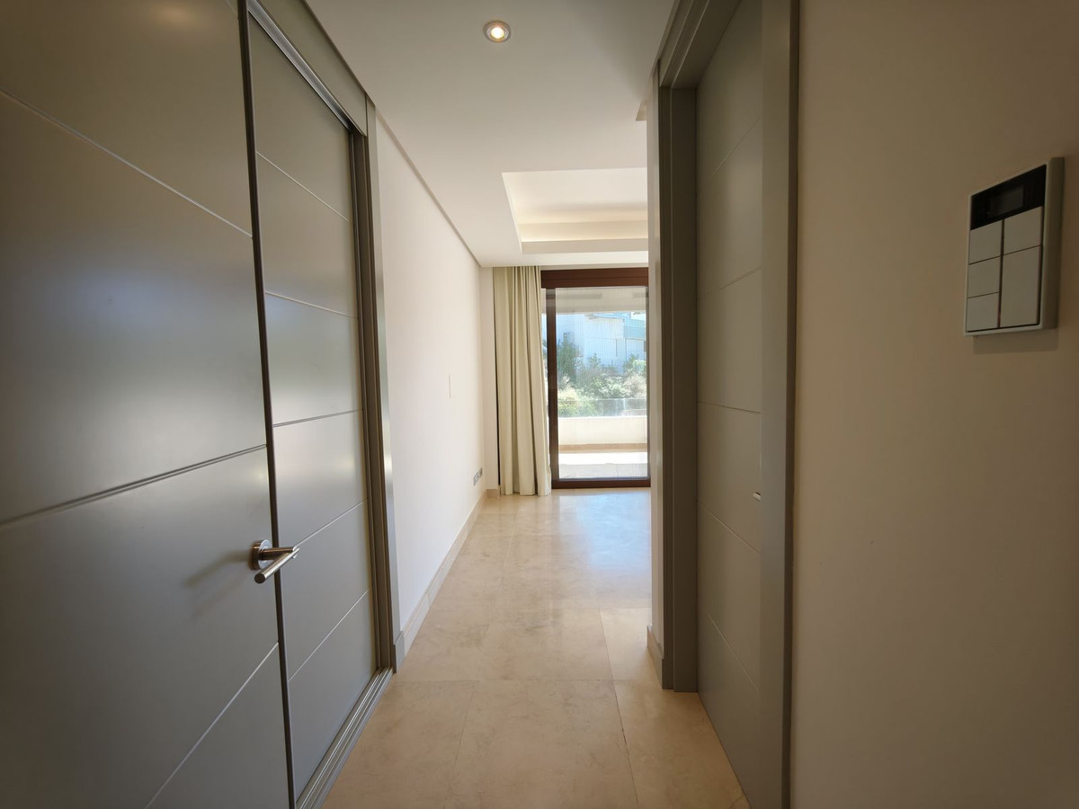 f7f22e0050ab21396efc59177cdbad25 - 16