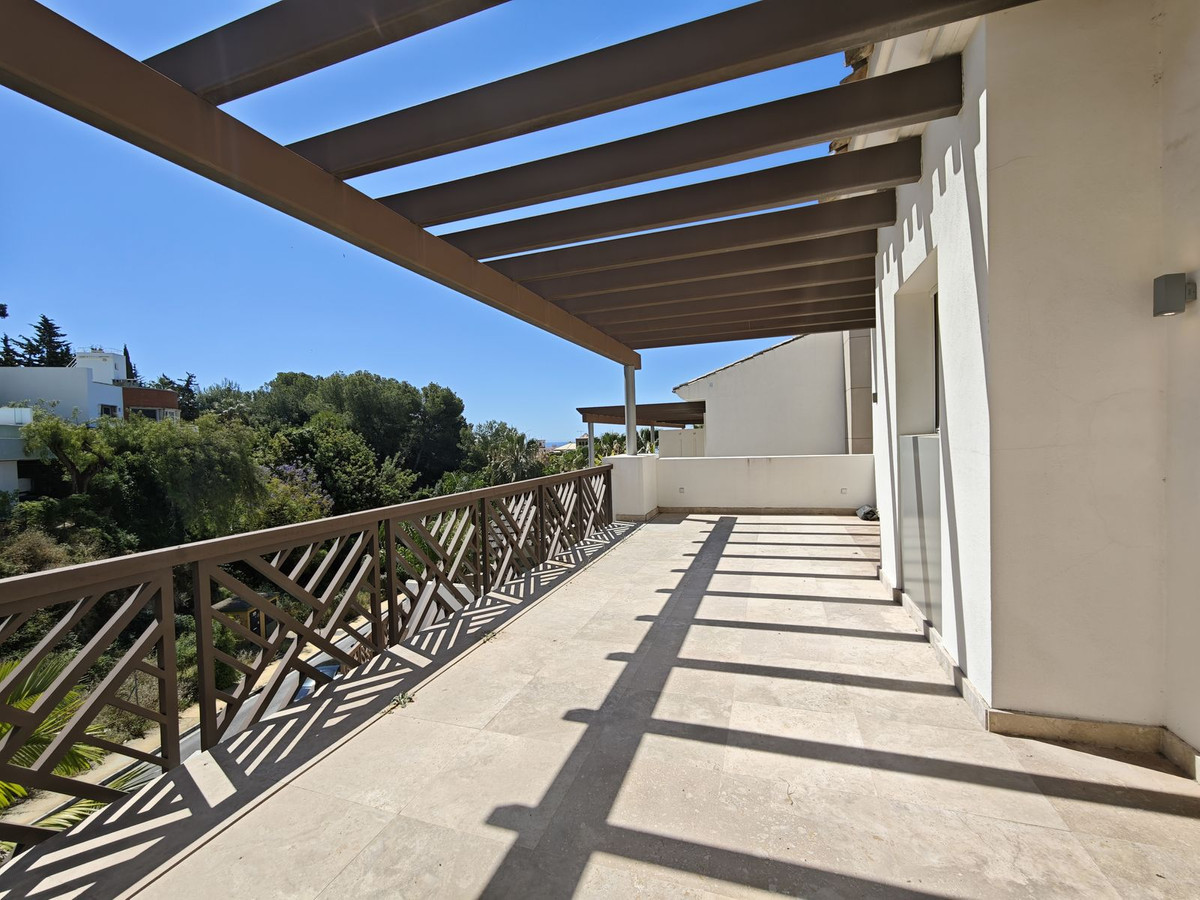 f7f22e0050ab21396efc59177cdbad25 - 28