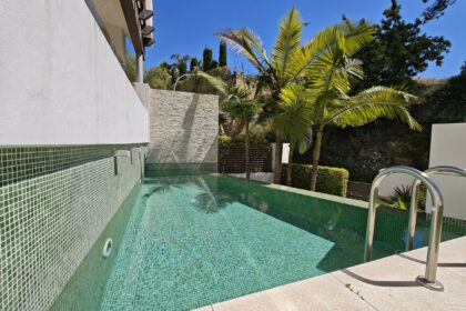 f7f22e0050ab21396efc59177cdbad25 - 3