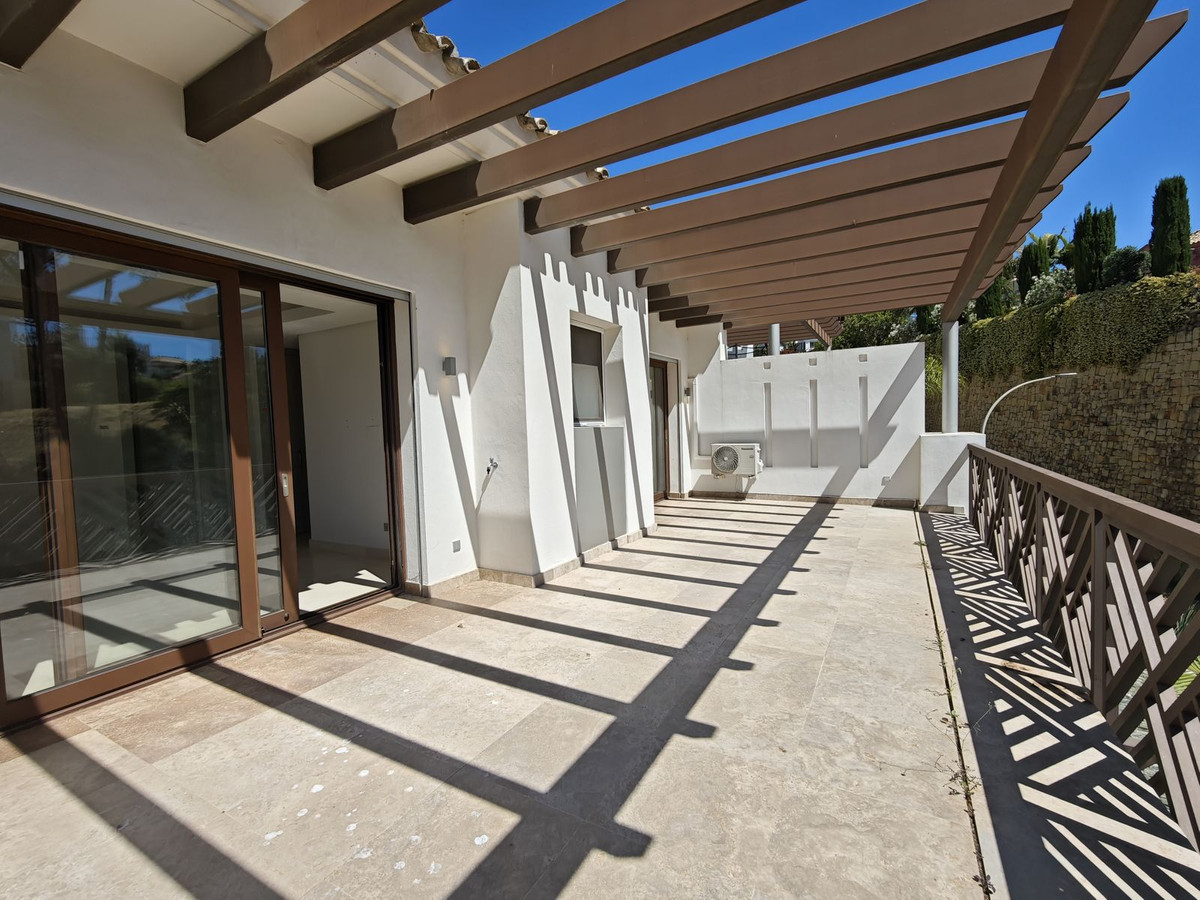 f7f22e0050ab21396efc59177cdbad25 - 31