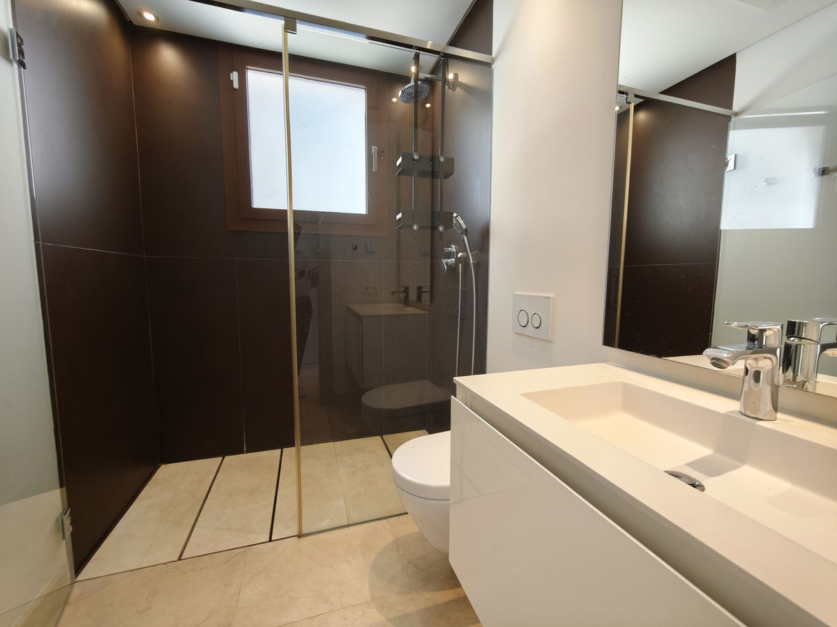 f7f22e0050ab21396efc59177cdbad25 - 47