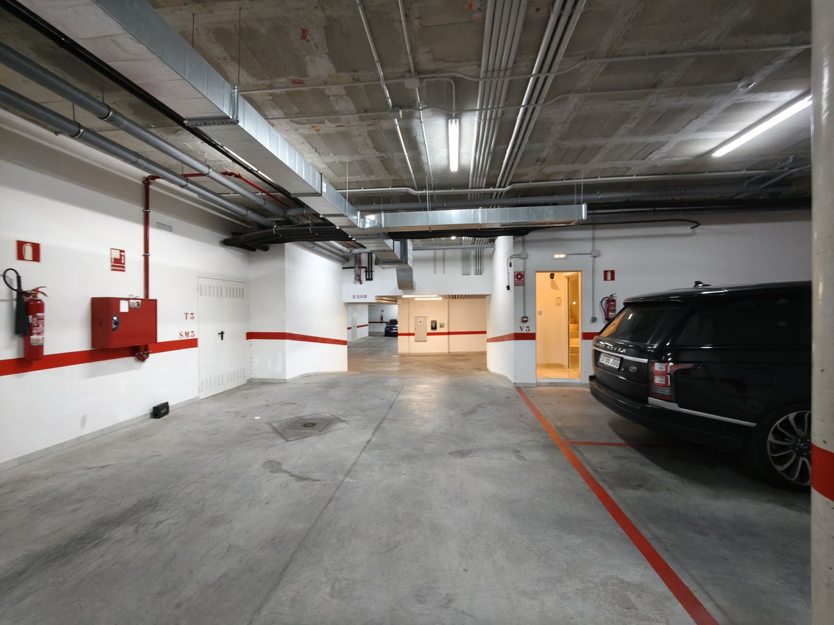 f7f22e0050ab21396efc59177cdbad25 - 51