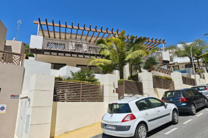 f7f22e0050ab21396efc59177cdbad25 - 54