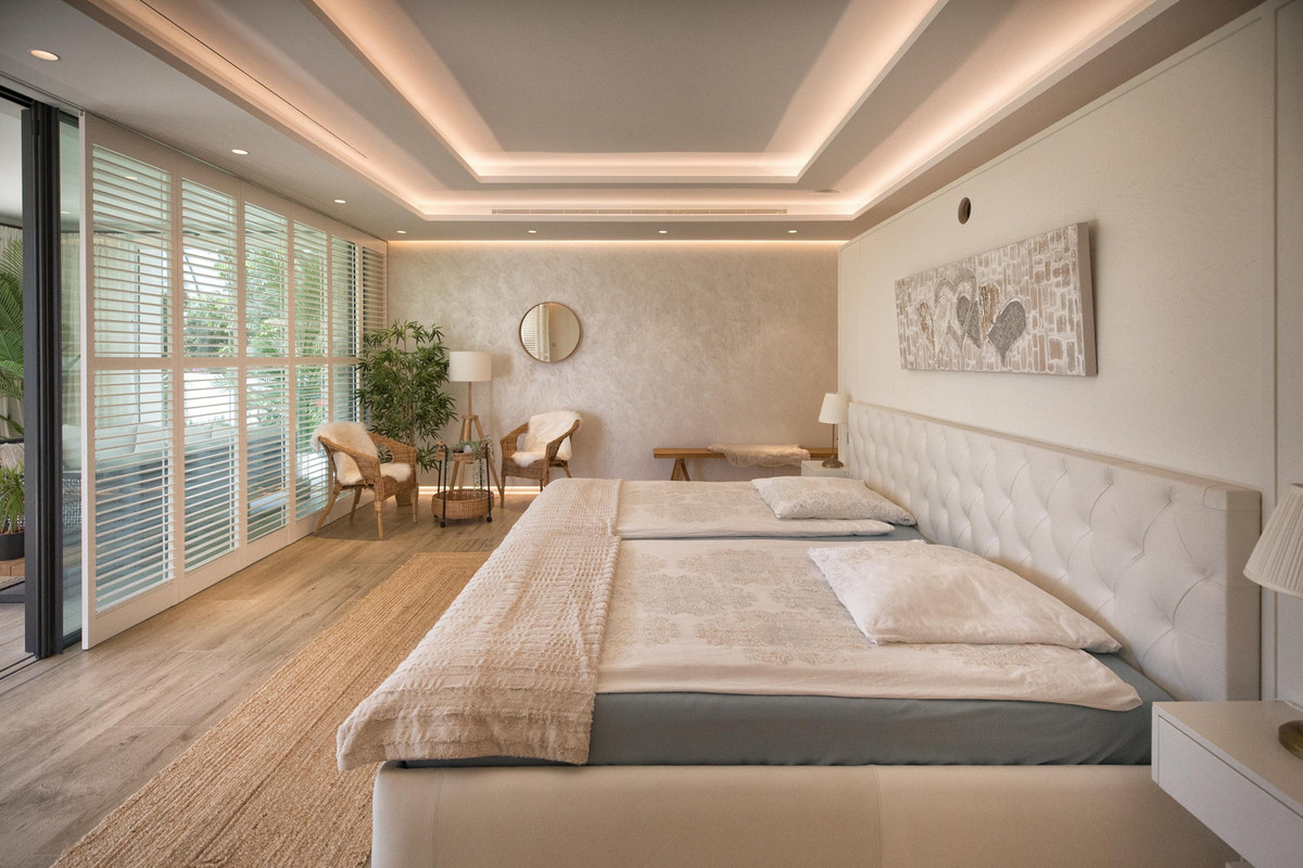 faca03f601d0a155a2b109df1db82592 - 13