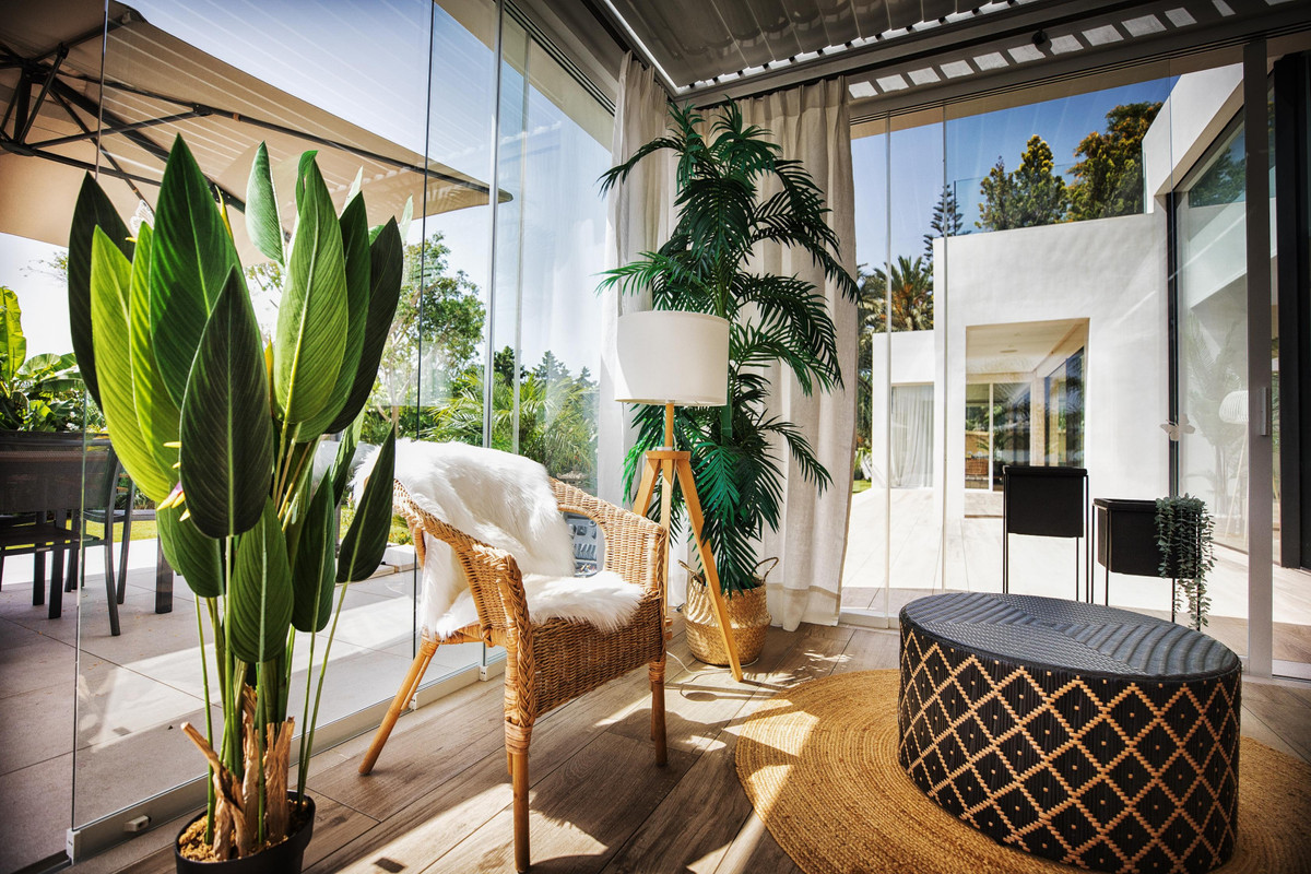 faca03f601d0a155a2b109df1db82592 - 21