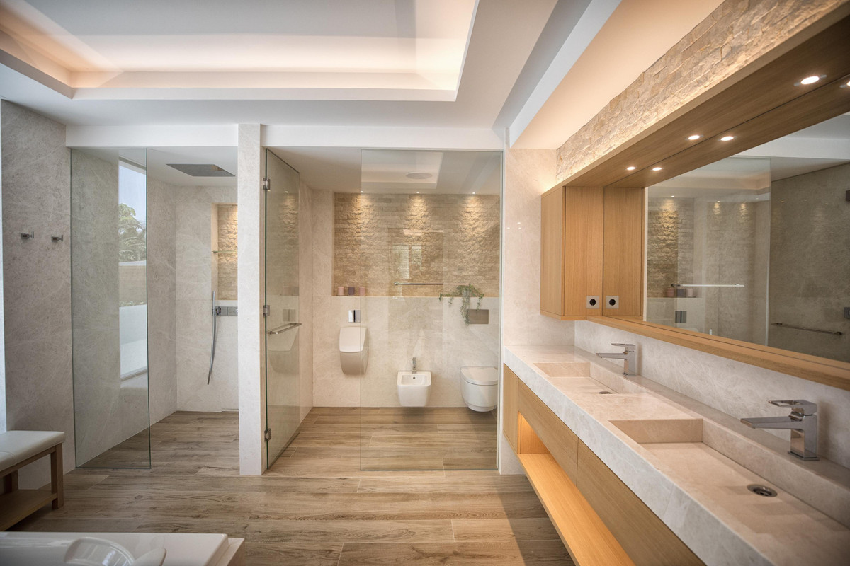 faca03f601d0a155a2b109df1db82592 - 26