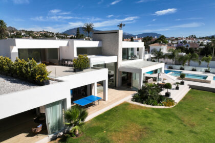 faca03f601d0a155a2b109df1db82592 - 27