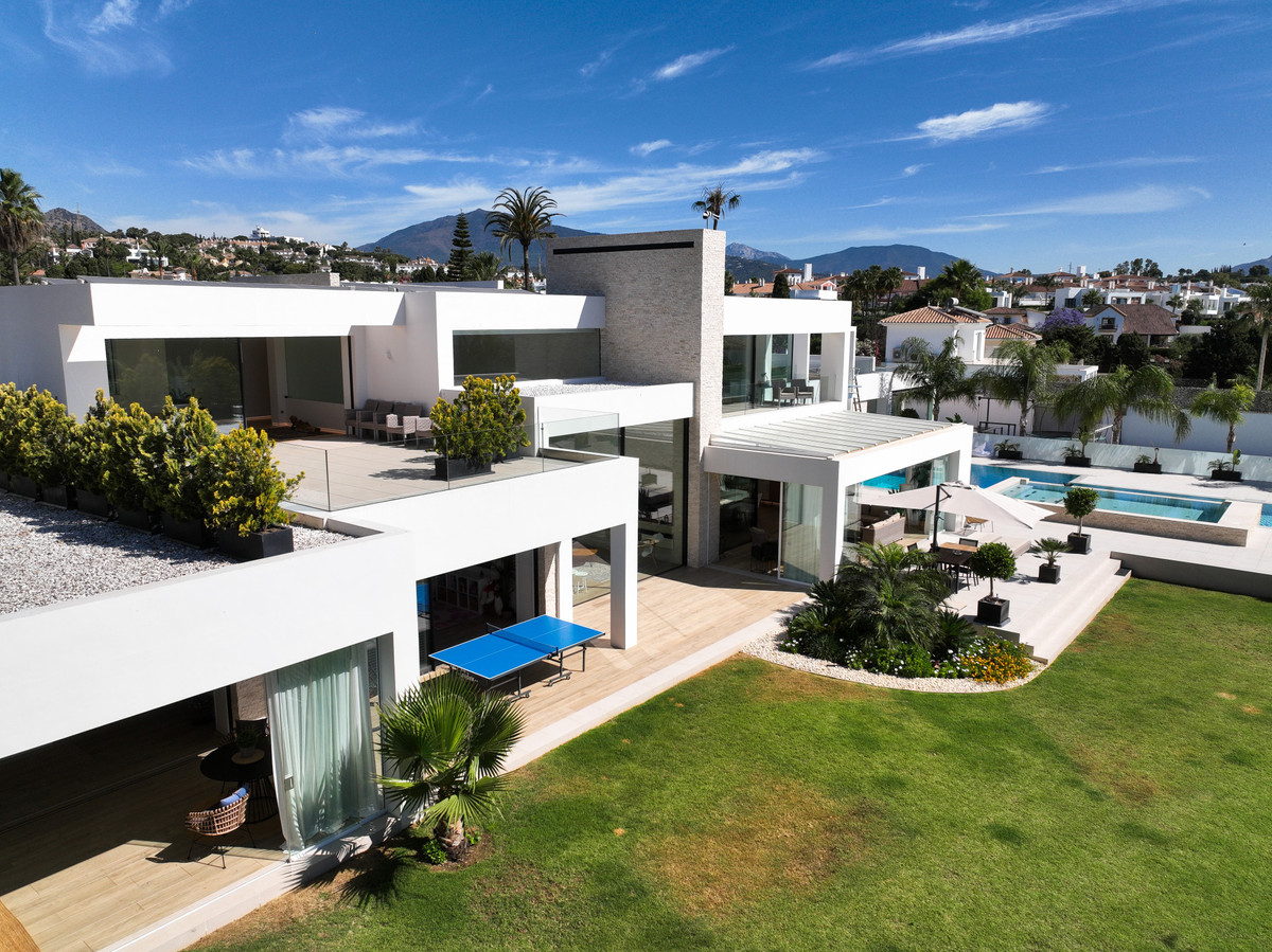 faca03f601d0a155a2b109df1db82592 - 27