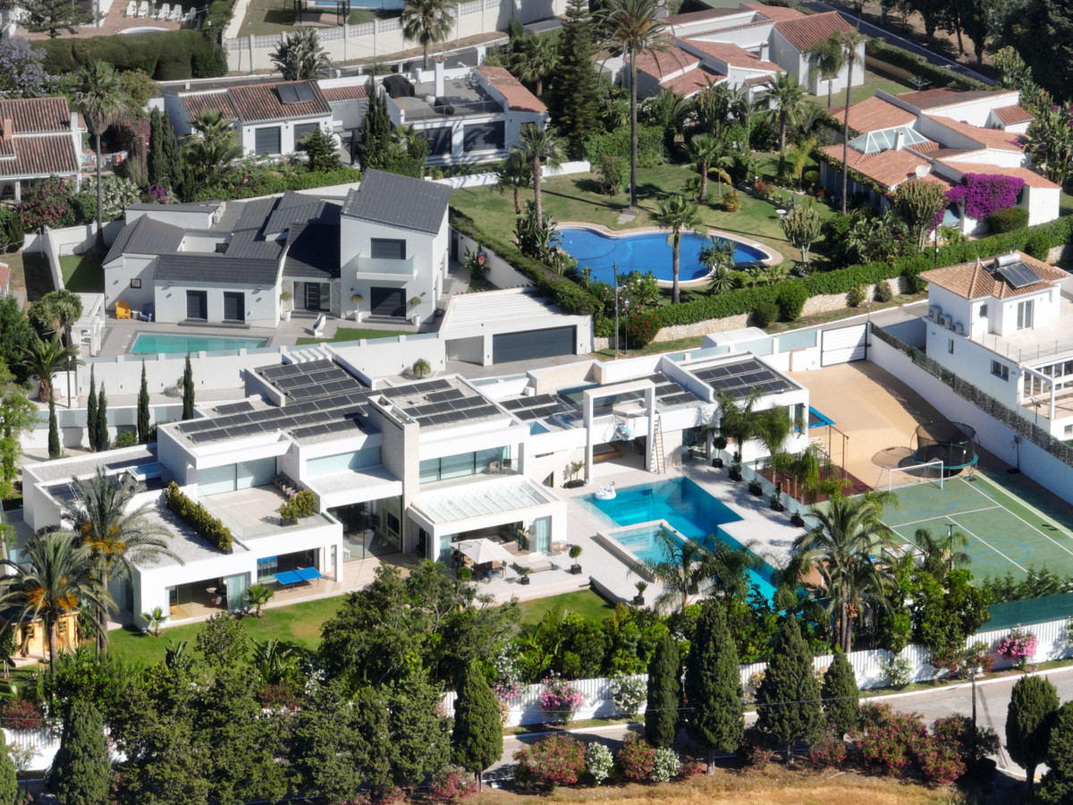 faca03f601d0a155a2b109df1db82592 - 36